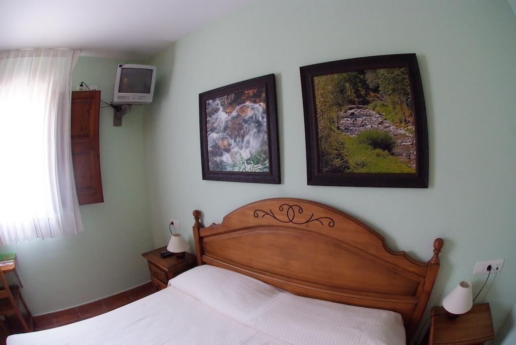 Hotel Casa Duaner Guardiola de Berga Oda fotoğraf