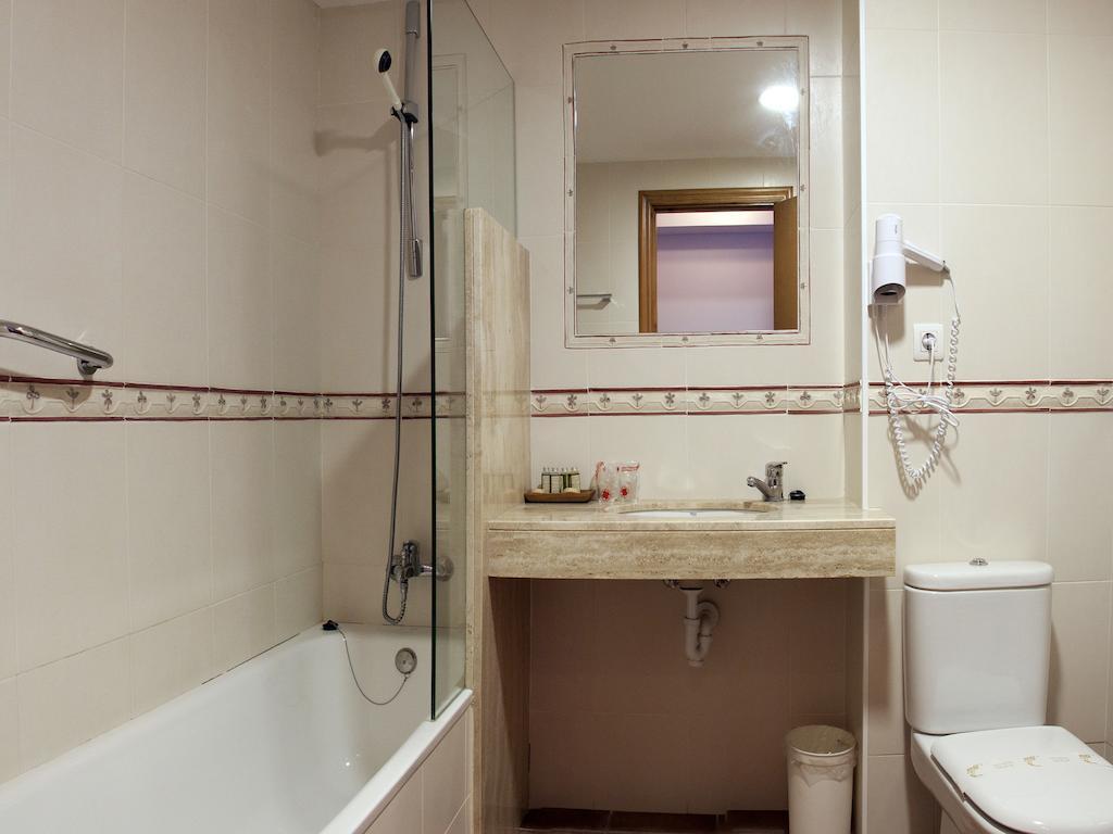 Hotel Casa Duaner Guardiola de Berga Oda fotoğraf